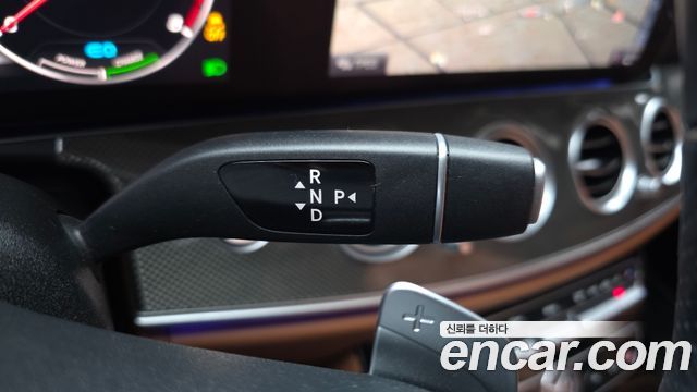 Mercedes-Benz E-Class E350 4MATIC AMG Line