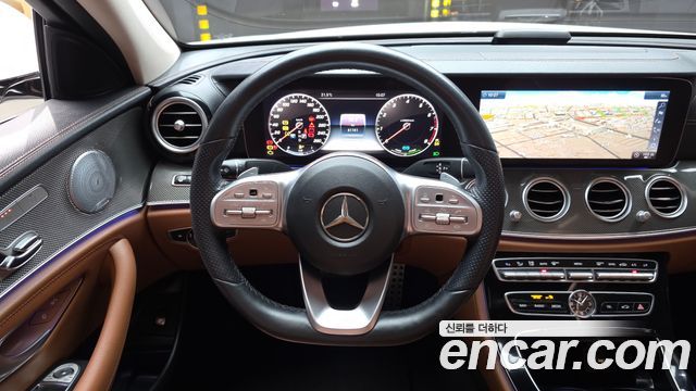Mercedes-Benz E-Class E350 4MATIC AMG Line
