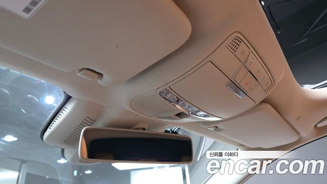 Mercedes-Benz E-Class E350 4MATIC AMG Line