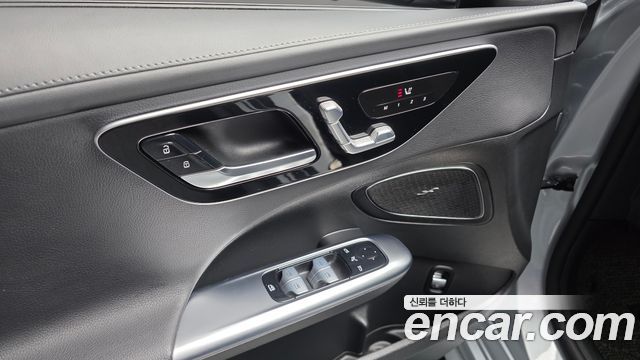 Mercedes-Benz C-Class C300 4MATIC AMG Line