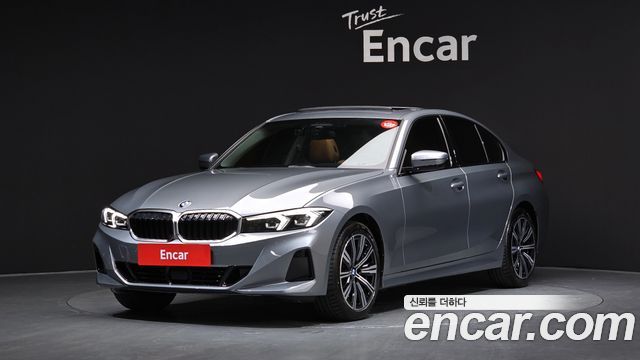 BMW 3-Series 320i