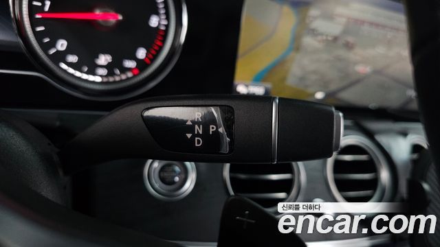 Mercedes-Benz E-Class E220d Avantgarde
