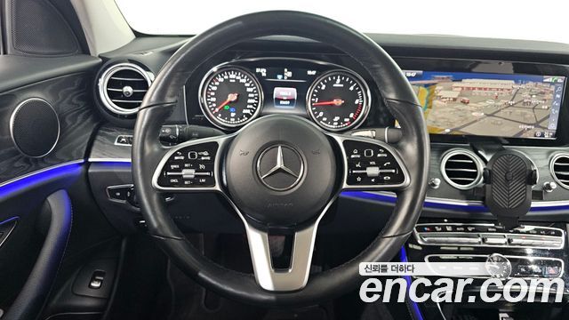 Mercedes-Benz E-Class E220d Avantgarde