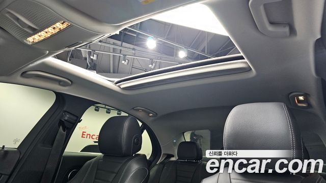 Mercedes-Benz E-Class E220d Avantgarde