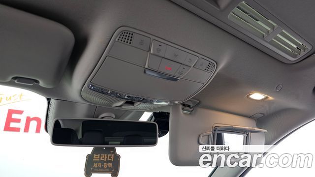 Mercedes-Benz E-Class E220d Avantgarde