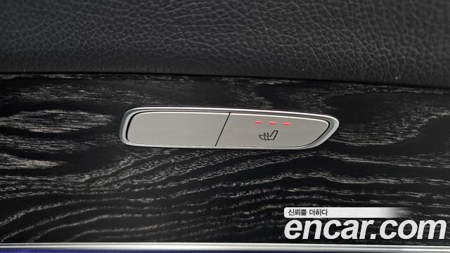 Mercedes-Benz E-Class E220d Avantgarde