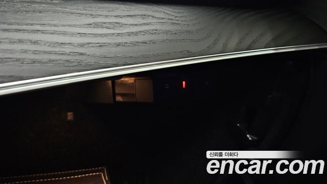 Mercedes-Benz E-Class E220d Avantgarde
