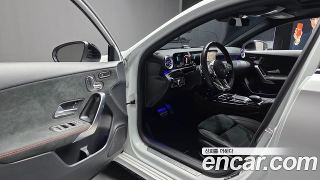 Mercedes-Benz A-Class AMG A45 4MAITC+ Hatchback