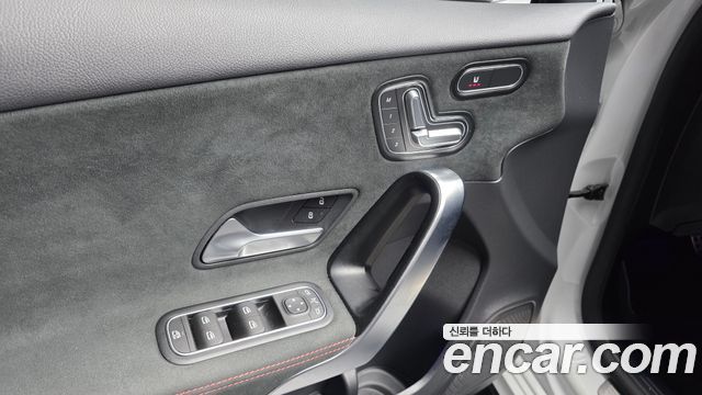 Mercedes-Benz A-Class AMG A45 4MAITC+ Hatchback