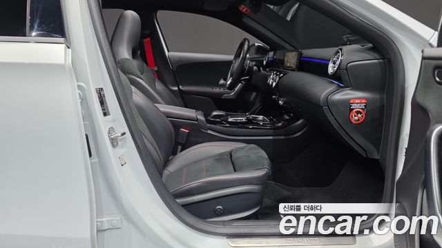 Mercedes-Benz A-Class AMG A45 4MAITC+ Hatchback