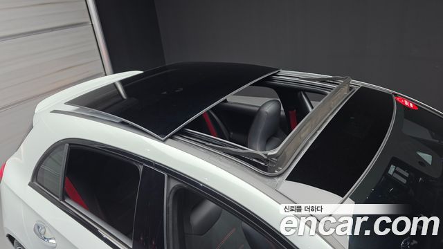 Mercedes-Benz A-Class AMG A45 4MAITC+ Hatchback