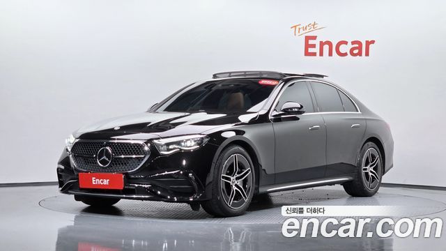 Mercedes-Benz E-Class E300 4MATIC AMG Line