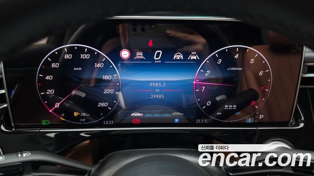 Mercedes-Benz E-Class E300 4MATIC AMG Line