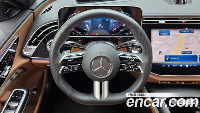 Mercedes-Benz E-Class E300 4MATIC AMG Line