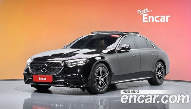 Mercedes-Benz E-Class E300 4MATIC AMG Line