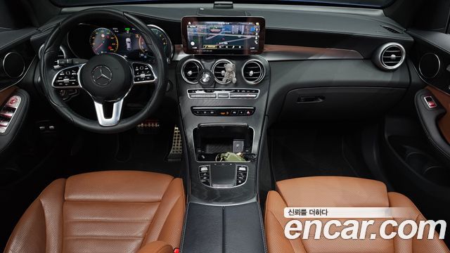 Mercedes-Benz GLC-Class GLC300e 4MATIC Coupe
