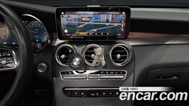 Mercedes-Benz GLC-Class GLC300e 4MATIC Coupe