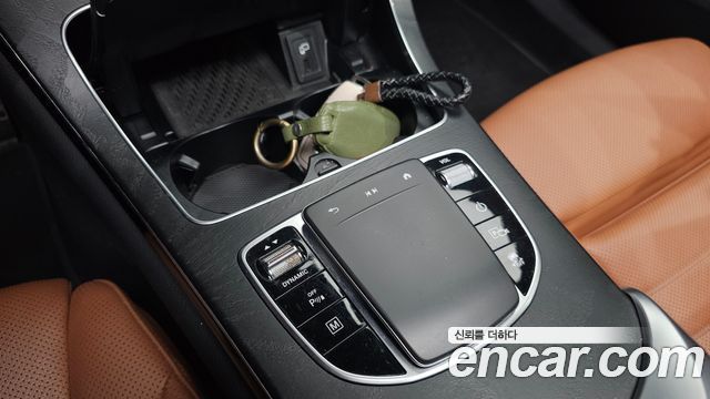 Mercedes-Benz GLC-Class GLC300e 4MATIC Coupe