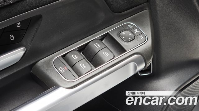 Mercedes-Benz GLB-Class GLB250 4MATIC