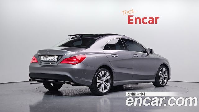 Mercedes-Benz CLA-Class CLA200 d 4MATIC