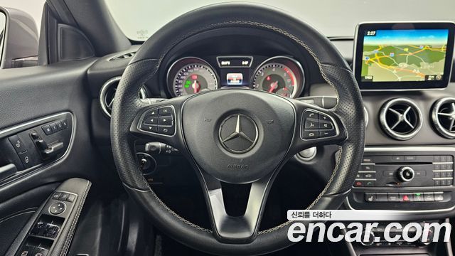 Mercedes-Benz CLA-Class CLA200 d 4MATIC