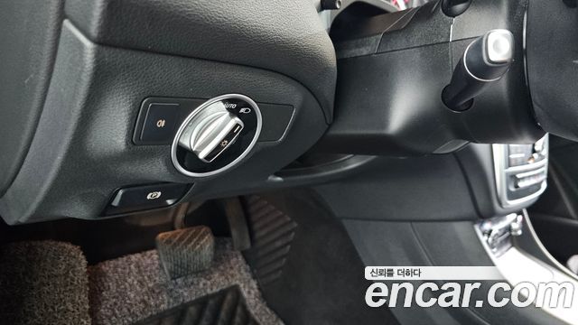 Mercedes-Benz CLA-Class CLA200 d 4MATIC