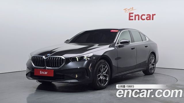 BMW 5-Series 520i