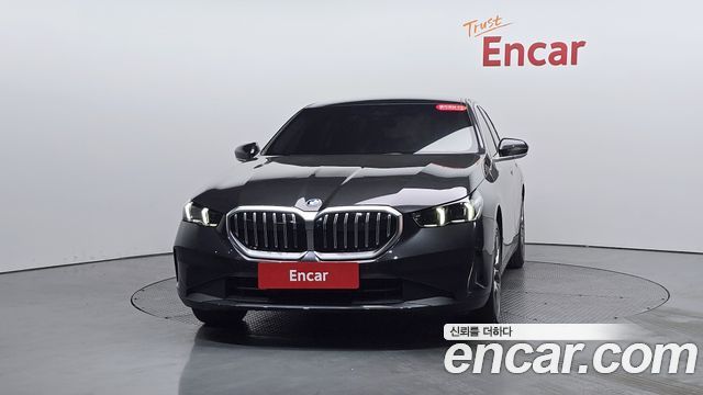 BMW 5-Series 520i