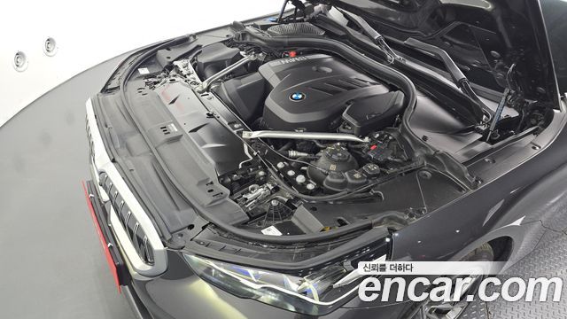 BMW 5-Series 520i