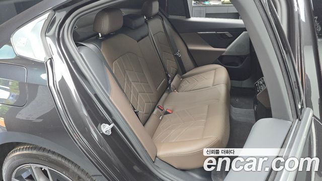 BMW 5-Series 520i