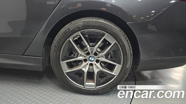 BMW 5-Series 520i