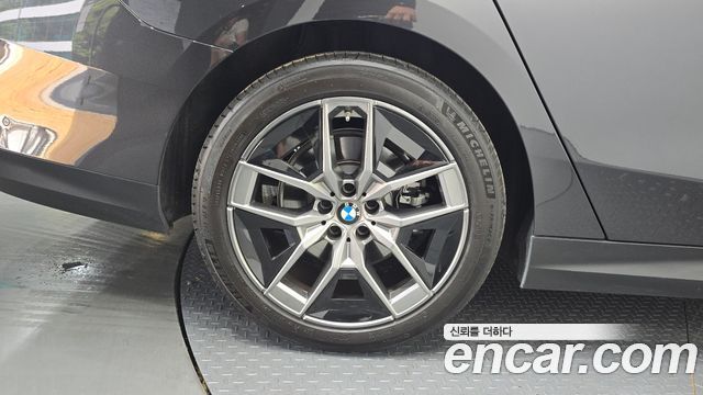 BMW 5-Series 520i