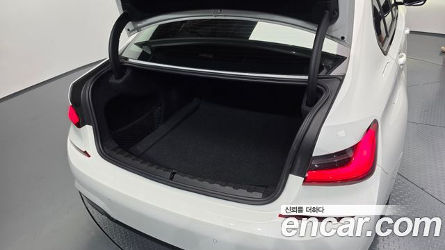 BMW 3-Series 320i M Sport