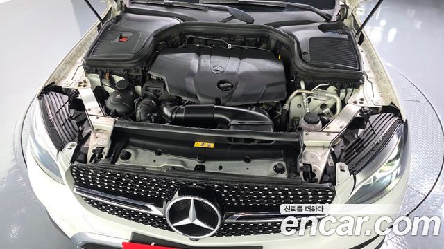 Mercedes-Benz GLC-Class GLC220 d 4MATIC