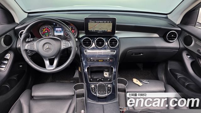 Mercedes-Benz GLC-Class GLC220 d 4MATIC