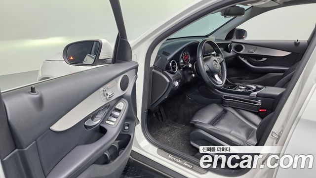 Mercedes-Benz GLC-Class GLC220 d 4MATIC