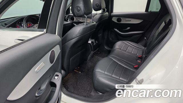 Mercedes-Benz GLC-Class GLC220 d 4MATIC