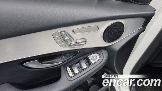 Mercedes-Benz GLC-Class GLC220 d 4MATIC