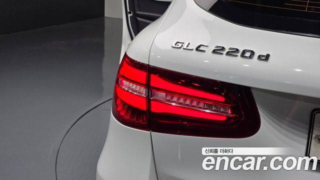 Mercedes-Benz GLC-Class GLC220 d 4MATIC