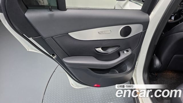 Mercedes-Benz GLC-Class GLC220 d 4MATIC