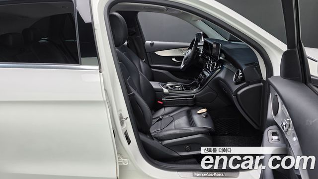 Mercedes-Benz GLC-Class GLC220 d 4MATIC