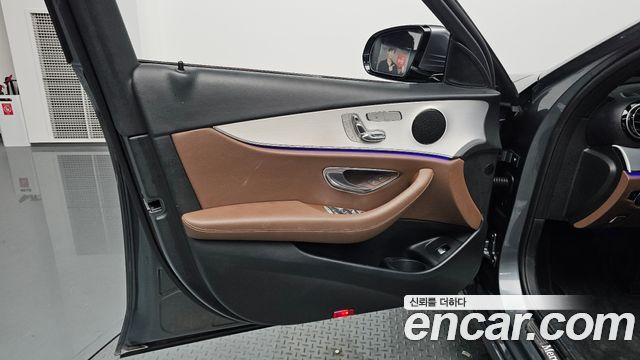 Mercedes-Benz E-Class E250 Avantgarde