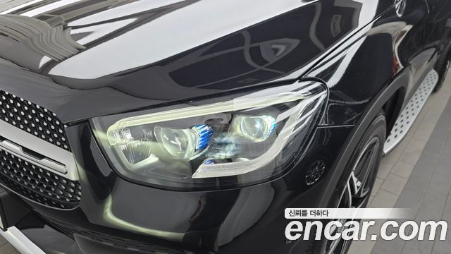 Mercedes-Benz GLC-Class GCL300 4MATIC Coupe