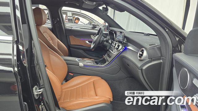 Mercedes-Benz GLC-Class GCL300 4MATIC Coupe