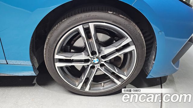 BMW 2-Series 220i M Sports