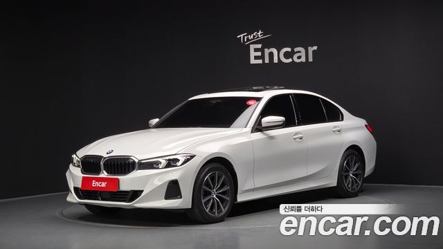 BMW 3-Series 320i