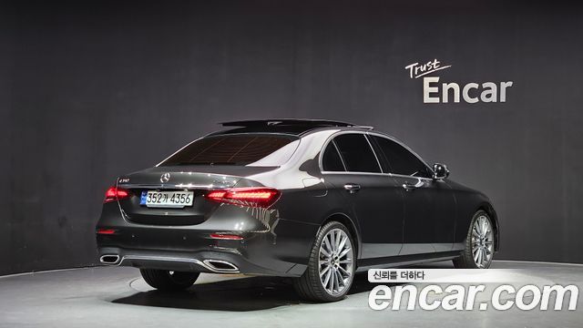 Mercedes-Benz E-Class E350 4MATIC AMG Line