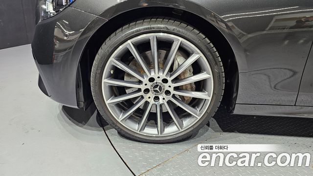 Mercedes-Benz E-Class E350 4MATIC AMG Line