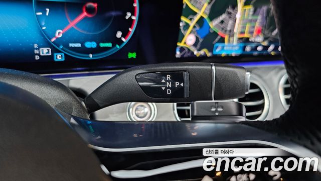 Mercedes-Benz E-Class E350 4MATIC AMG Line