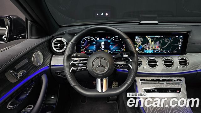 Mercedes-Benz E-Class E350 4MATIC AMG Line